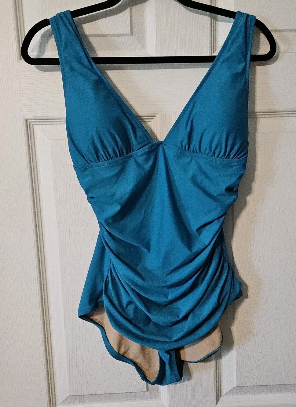 J. Crew Women's Size 10 One Piece Ruched Aqua Swimsuit. Beachy Vacation - Picture 1 of 10